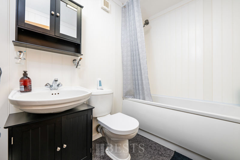 Cotton Lane Halton Lodge